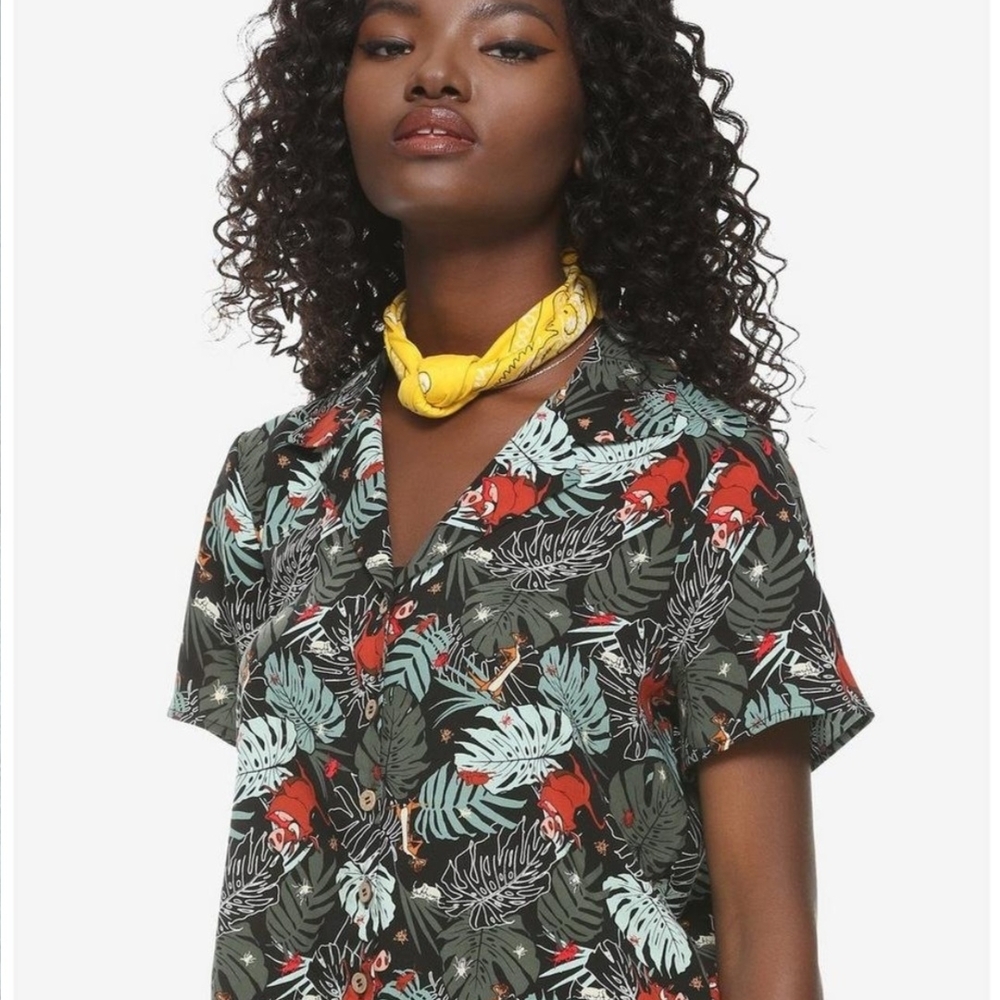 Her Universe Disney The Lion King Timon & Pumbaa Jungle Girls Woven Button-Up